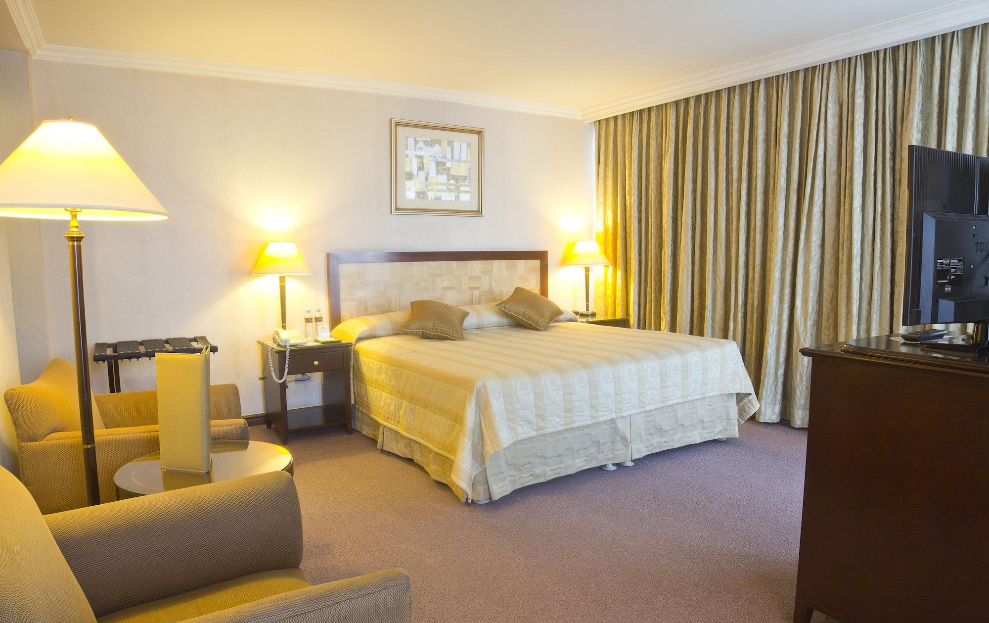 Herald Suites Solana Makati City Exterior photo